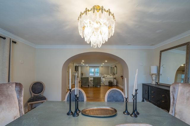 642 Centre St, Newton, MA 02458