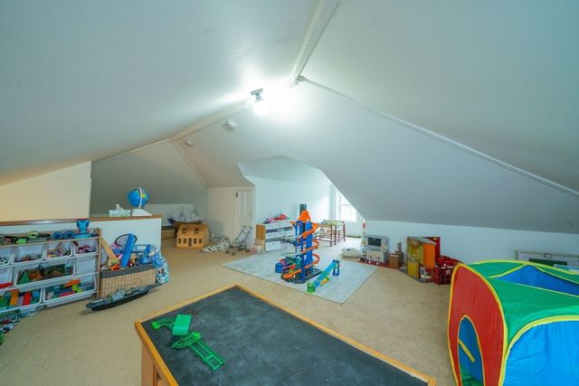 642 Centre St, Newton, MA 02458