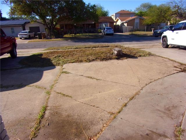 4830 Bluebelle, Corpus Christi, TX 78416