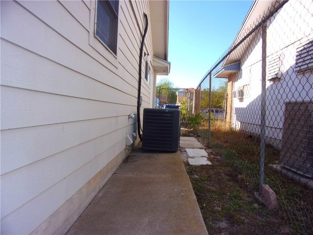 4830 Bluebelle, Corpus Christi, TX 78416