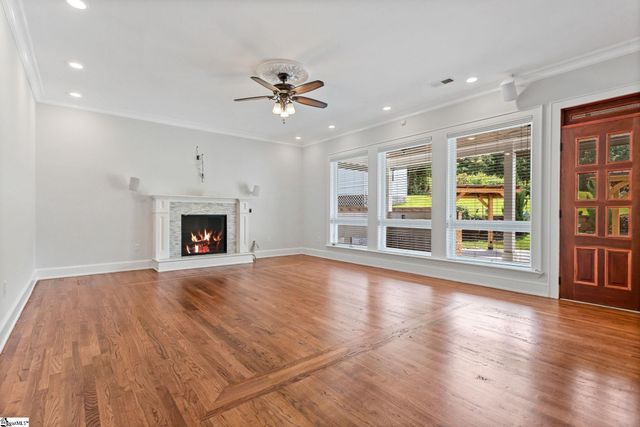204 Crestwood Drive, Greenville, SC 29609