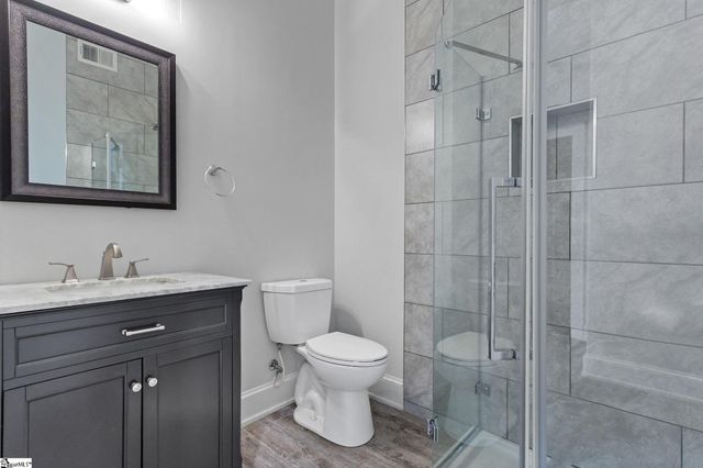 204 Crestwood Drive, Greenville, SC 29609