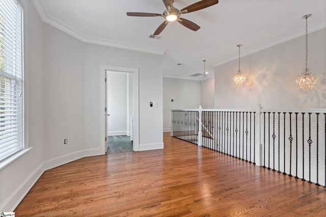 204 Crestwood Drive, Greenville, SC 29609