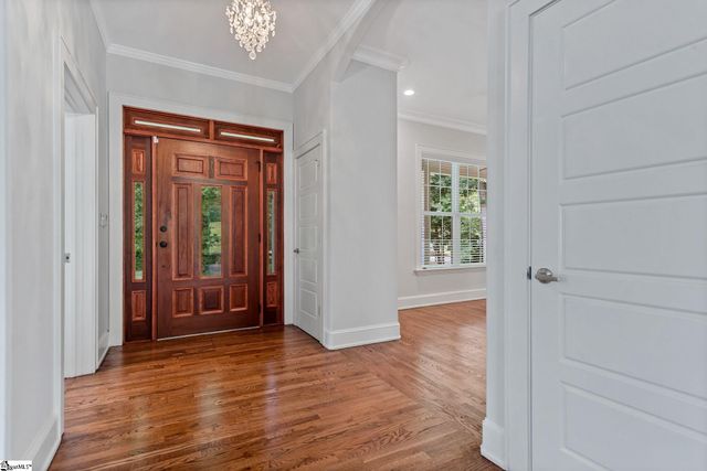 204 Crestwood Drive, Greenville, SC 29609