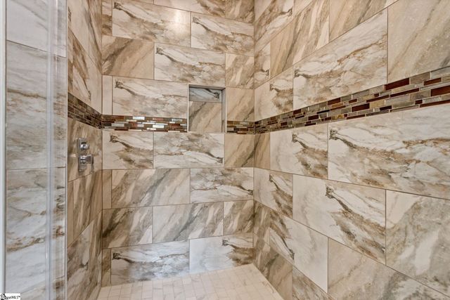 204 Crestwood Drive, Greenville, SC 29609