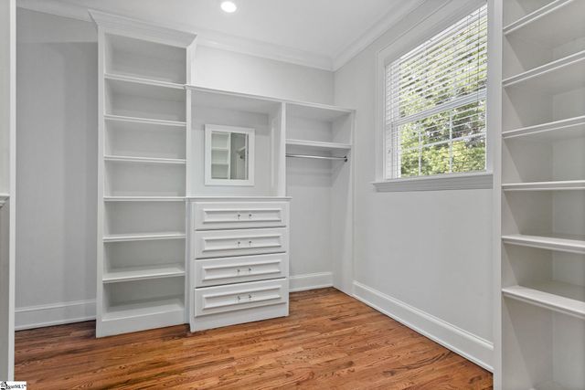 204 Crestwood Drive, Greenville, SC 29609