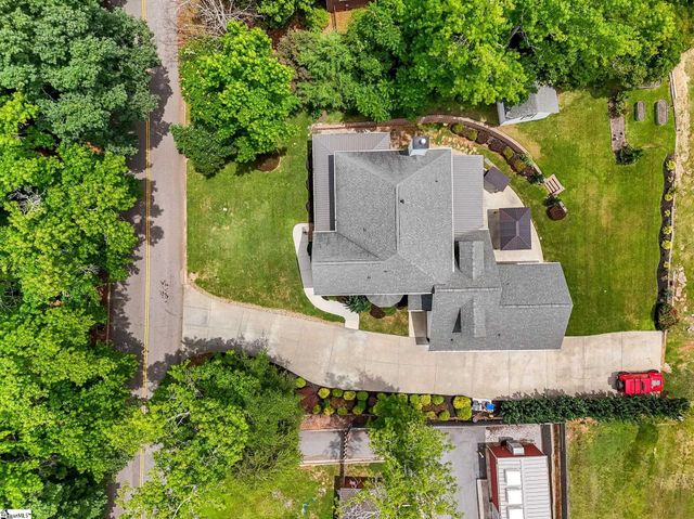 204 Crestwood Drive, Greenville, SC 29609