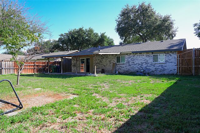1425 Meridian Way, Garland, TX 75040