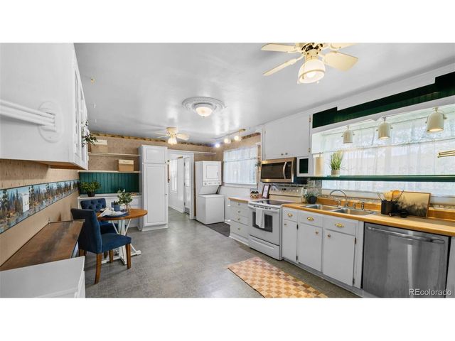 1802 E Uintah St, Colorado Springs, CO 80909