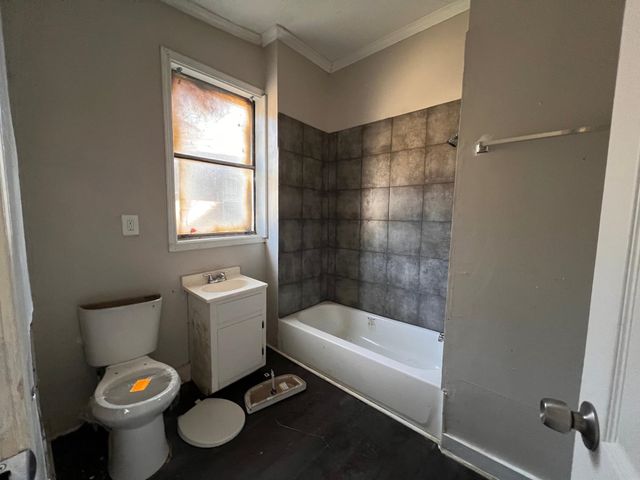 1694 WALKER AVE, Memphis, TN 38114