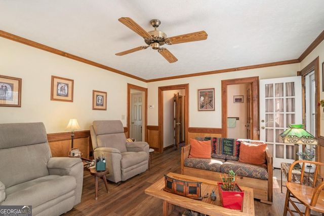 2260 Deer Oaks Trail, Lawrenceville, GA 30044