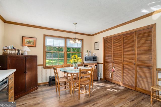 2260 Deer Oaks Trail, Lawrenceville, GA 30044