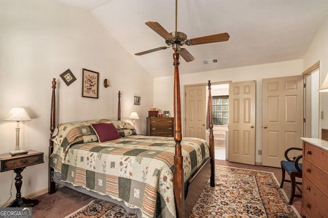 2260 Deer Oaks Trail, Lawrenceville, GA 30044