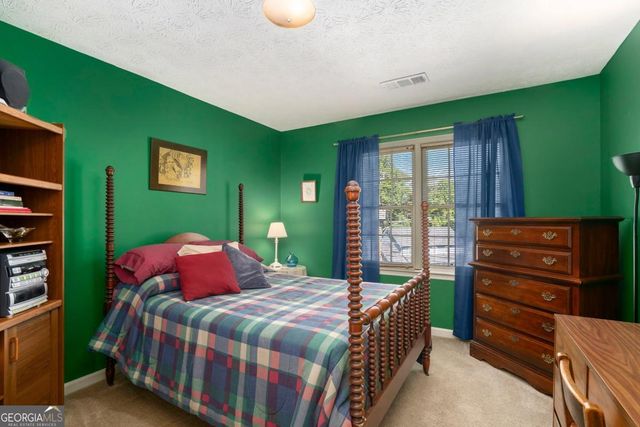 2260 Deer Oaks Trail, Lawrenceville, GA 30044