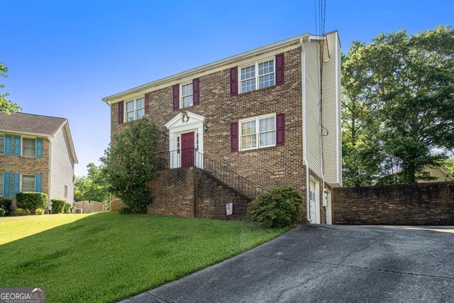 2260 Deer Oaks Trail, Lawrenceville, GA 30044
