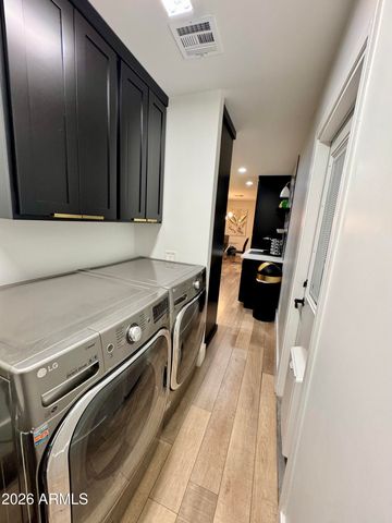 8507 E BONNIE ROSE Avenue E, Scottsdale, AZ 85250