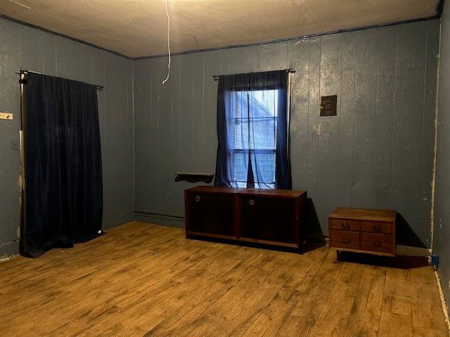 401 E Spruce Street, Whitewright, TX 75491