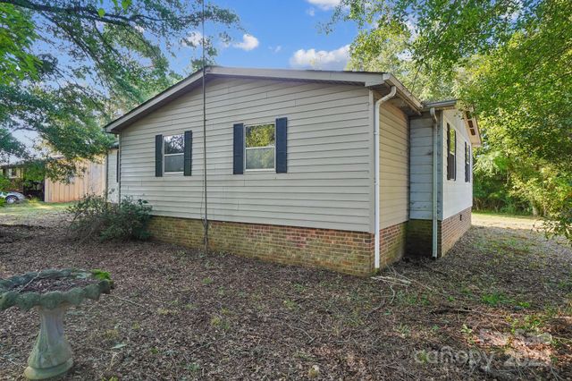 5091 Fairview Church Road, Lincolnton, NC 28092
