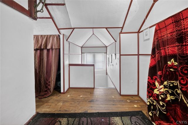 204 Parkway Drive, Syracuse, NY 13207
