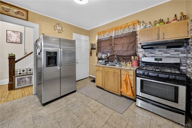 204 Parkway Drive, Syracuse, NY 13207
