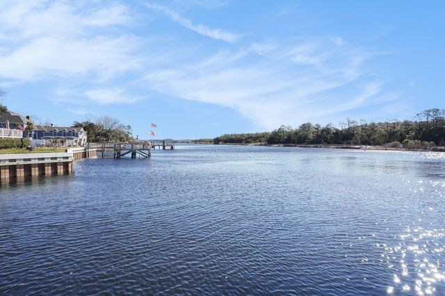 4445 Kingsport Rd Unit 101, Little River, SC 29566