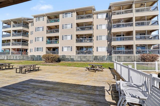 4445 Kingsport Rd Unit 101, Little River, SC 29566