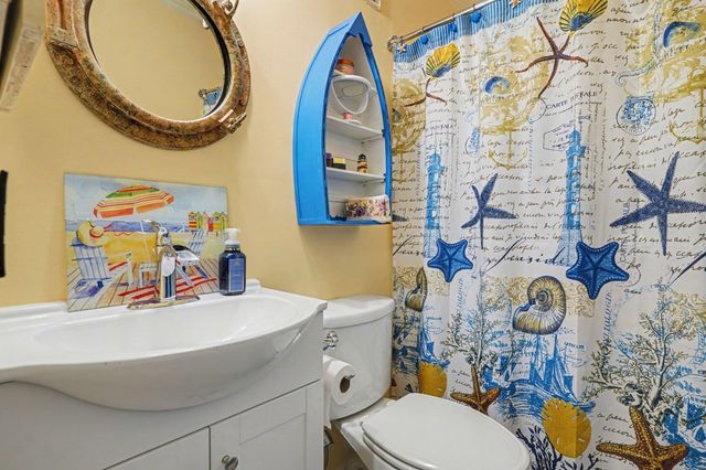 4445 Kingsport Rd Unit 101, Little River, SC 29566