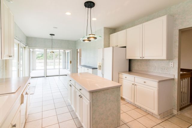 1989 Stonebridge Drive N, Pittsfield Charter Twp, MI 48108