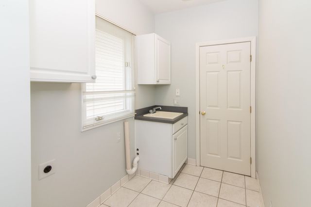 1989 Stonebridge Drive N, Pittsfield Charter Twp, MI 48108