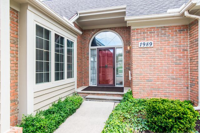 1989 Stonebridge Drive N, Pittsfield Charter Twp, MI 48108