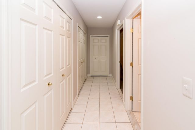 1989 Stonebridge Drive N, Pittsfield Charter Twp, MI 48108
