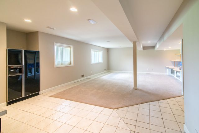 1989 Stonebridge Drive N, Pittsfield Charter Twp, MI 48108