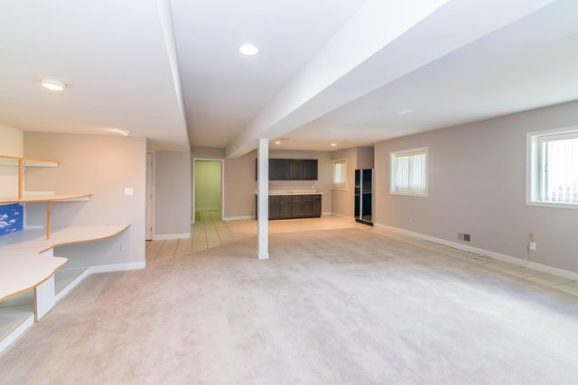 1989 Stonebridge Drive N, Pittsfield Charter Twp, MI 48108