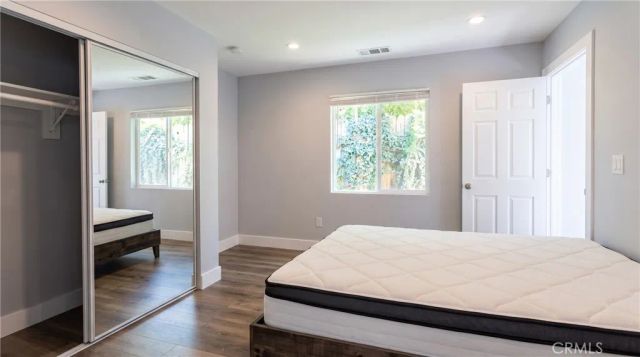 8216 Encino Avenue, Northridge, CA 91325