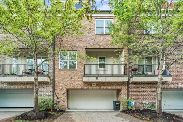 4607 Regent Manor Drive, Kingwood, TX 77345