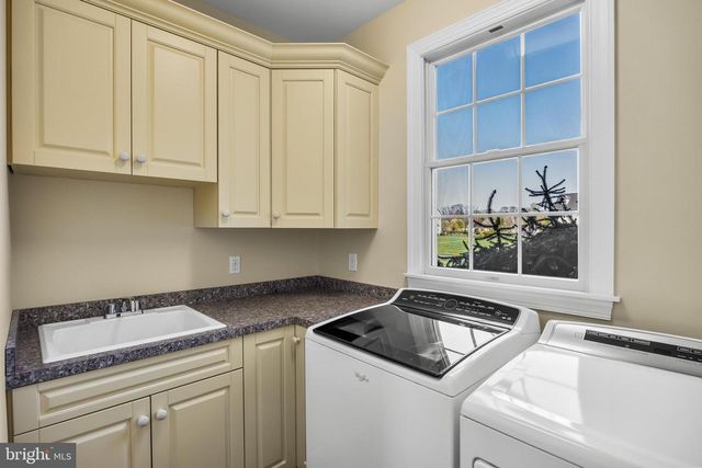 4 HADDINGTON WAY, Medford, NJ 08055