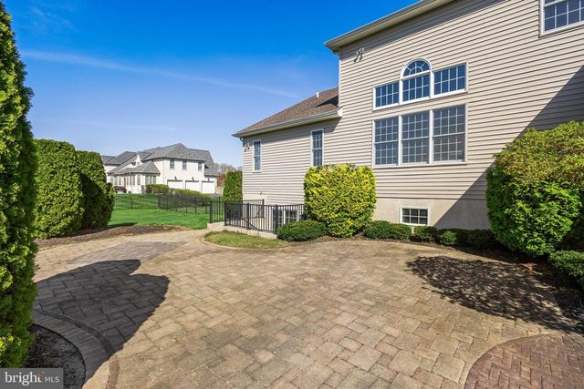 4 HADDINGTON WAY, Medford, NJ 08055