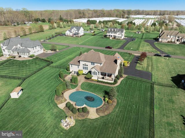 4 HADDINGTON WAY, Medford, NJ 08055