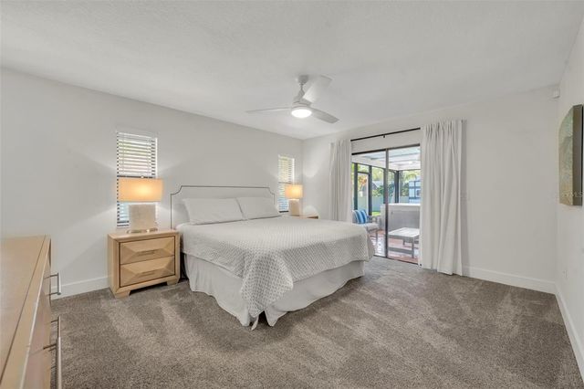 853 PINE SHADOW DRIVE, Apopka, FL 32712