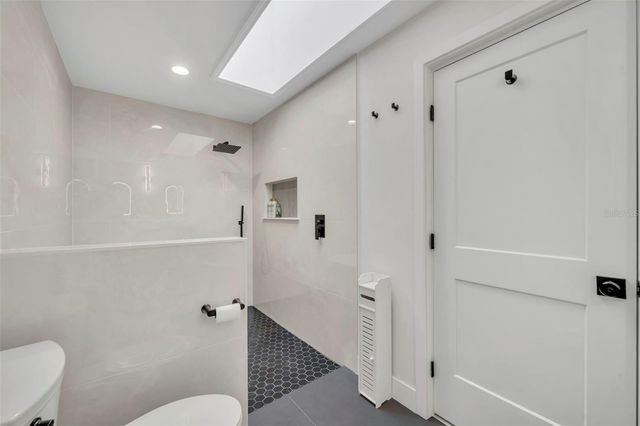 853 PINE SHADOW DRIVE, Apopka, FL 32712