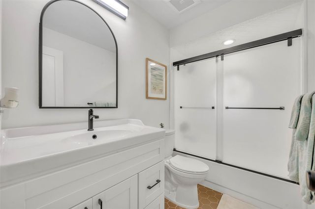 853 PINE SHADOW DRIVE, Apopka, FL 32712