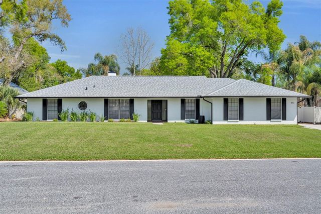 853 PINE SHADOW DRIVE, Apopka, FL 32712