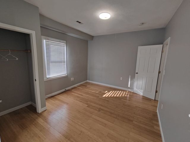 30 Vine St 2, Haverhill, MA 01830