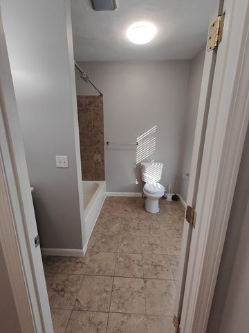 30 Vine St 2, Haverhill, MA 01830