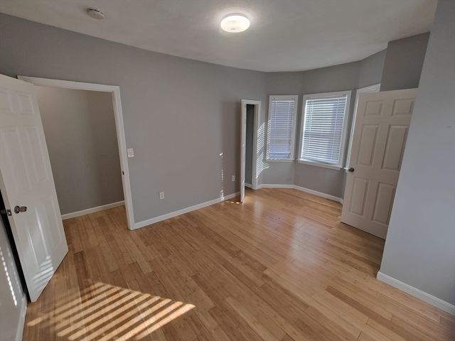 30 Vine St 2, Haverhill, MA 01830