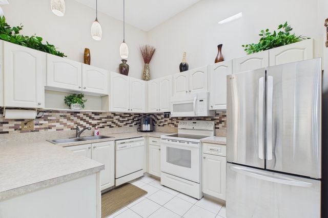 3760 Coco Loba Lane, Boynton Beach, FL 33436
