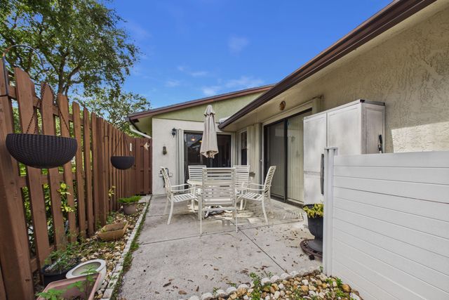 3760 Coco Loba Lane, Boynton Beach, FL 33436