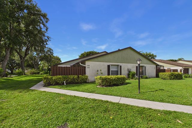 3760 Coco Loba Lane, Boynton Beach, FL 33436