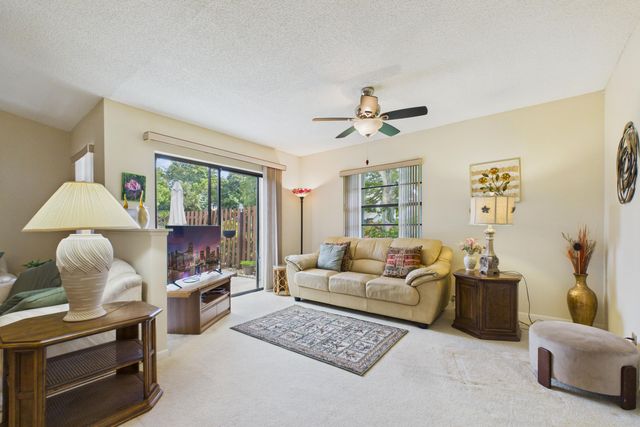 3760 Coco Loba Lane, Boynton Beach, FL 33436