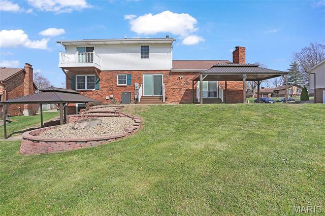 1606 Fairway Drive, O'fallon, IL 62269